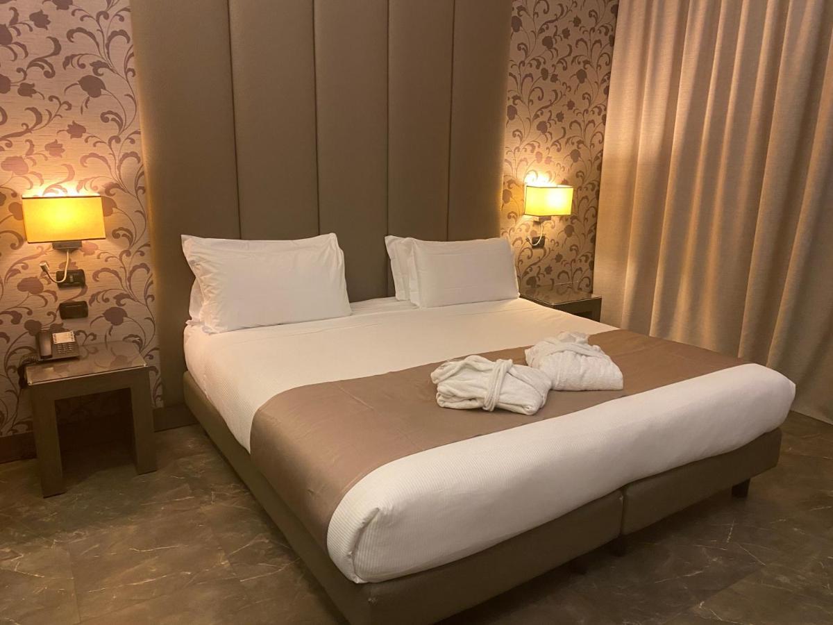 Superior Double or Twin Room,1301452768:JPEG