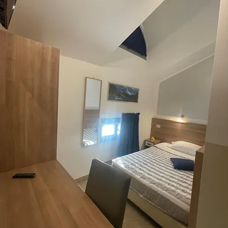 Hotel Montecarlo-2