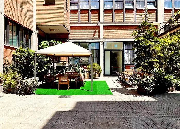Hotel pres du College: Mio Hostel