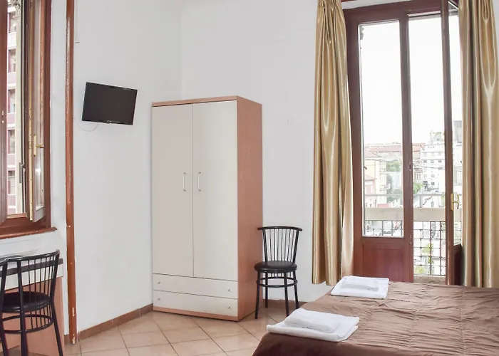 Hotel all'aeroporto: Hotel Alba