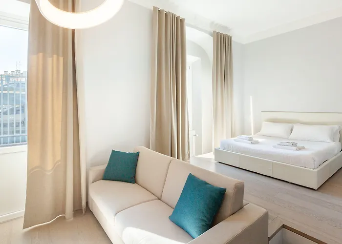 Easyhomes-Duomo Suites & s