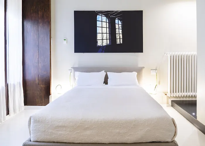 Cheap hotels Bc Maison Bed&Cafe Milano